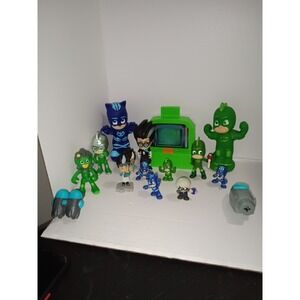 PJ Masks Figures Lot of 13, Catboy, Gekko, Villains, 2 Accessories